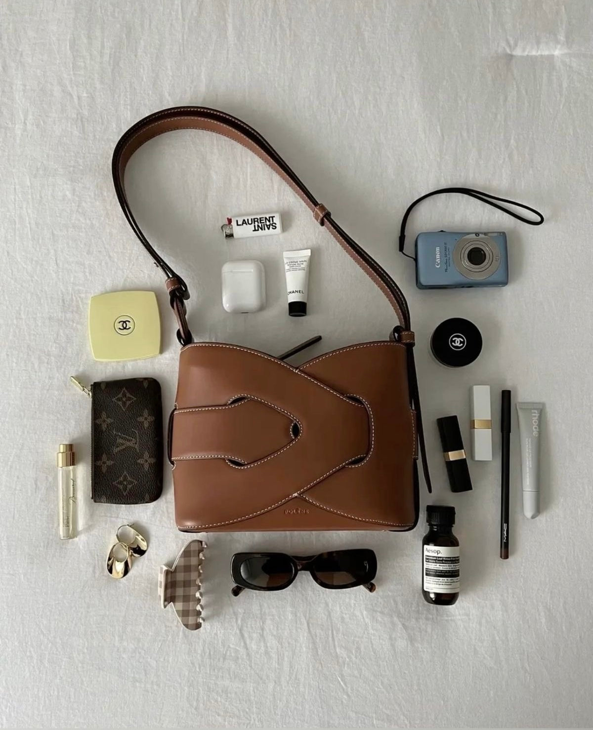 WHATS IN YOUR BAG?