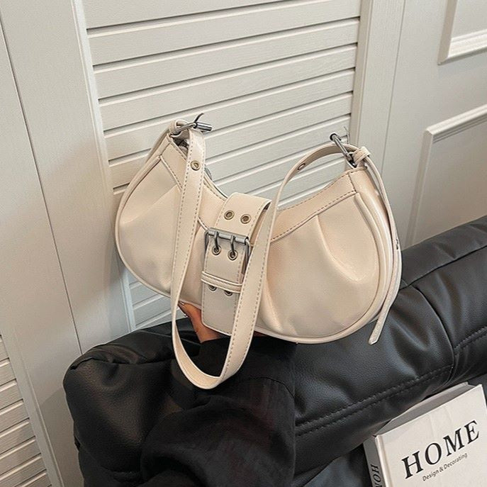 The "IT GIRL" Baguettes