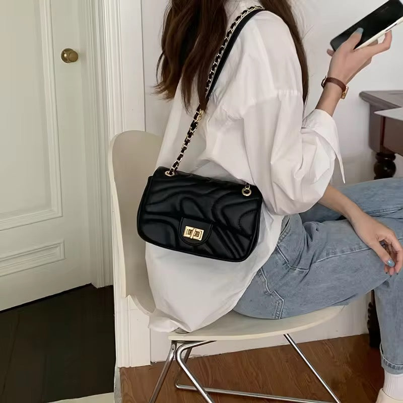 She Got Curves Quilt Slings