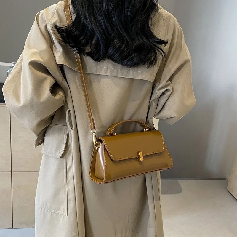 Charlotte Vogue Slings