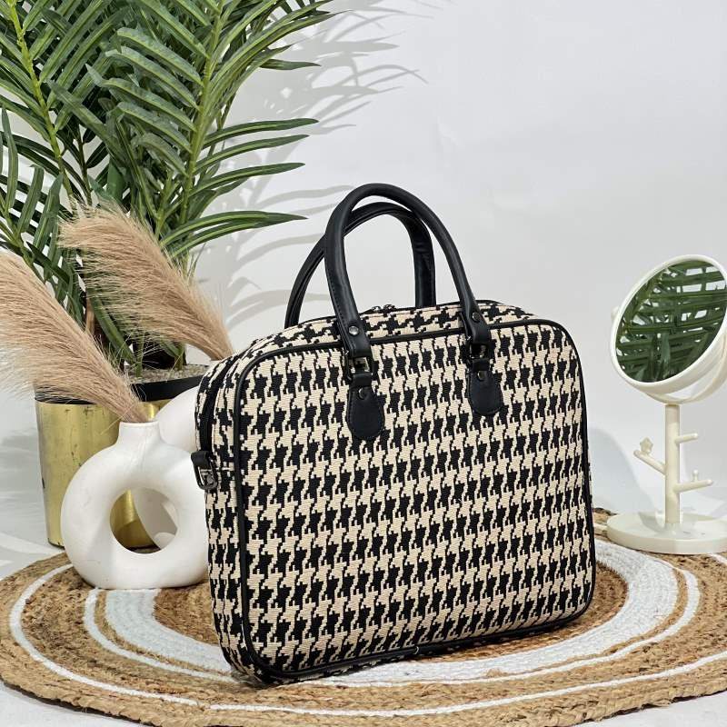 Glitch Getter Laptop Bag