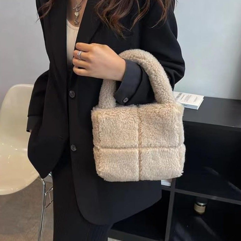 Tease Me Softly Bags