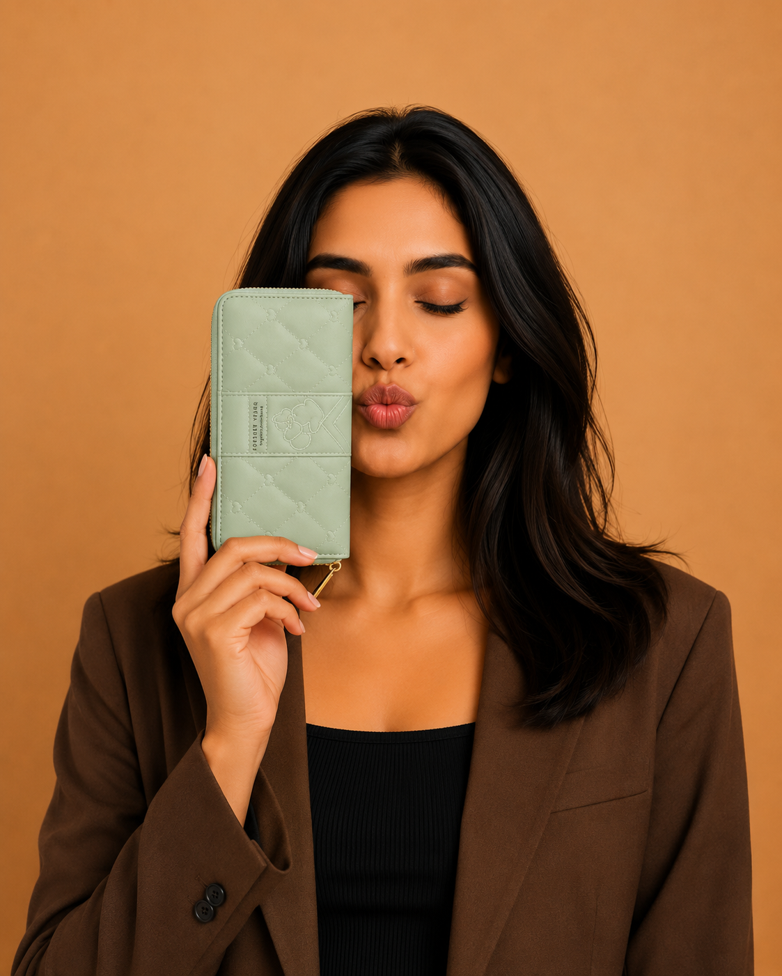 Daily-Dollar Wallets