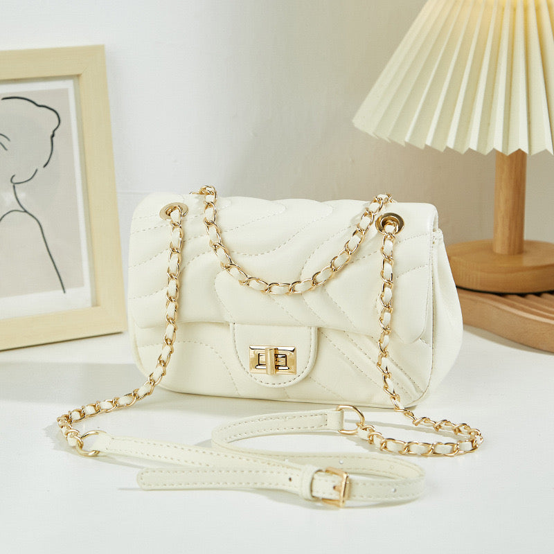 She Got Curves Quilt Slings