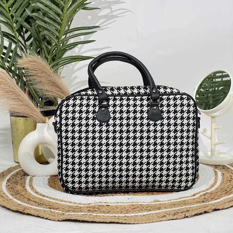 Glitch Getter Laptop Bag